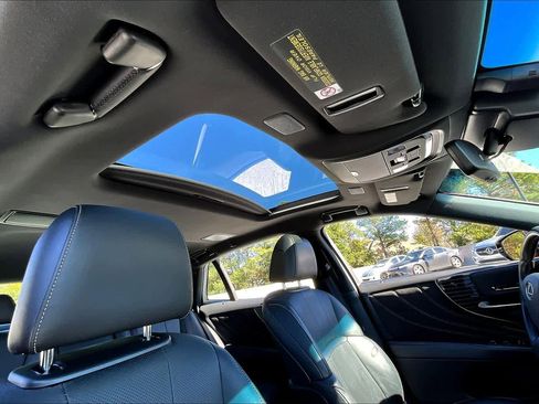 Used 2019 Lexus LS 500 image 12