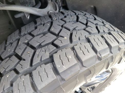 Used 2020 Chevrolet Silverado 1500 Custom Trail Boss w/ Custom Convenience Package image 25