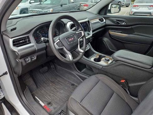 Certified 2023 GMC Acadia SLE w/ LPO, Floor Liner Package FWD image 10