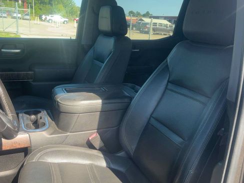 Used 2019 GMC Sierra 1500 Denali w/ Denali Ultimate Package AWD/4WD image 3