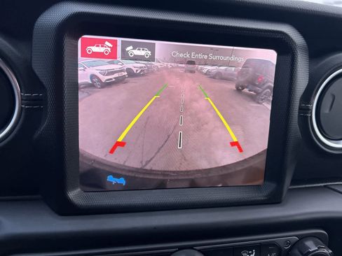 Used 2023 Jeep Wrangler Sahara w/ Cold Weather Group image 42