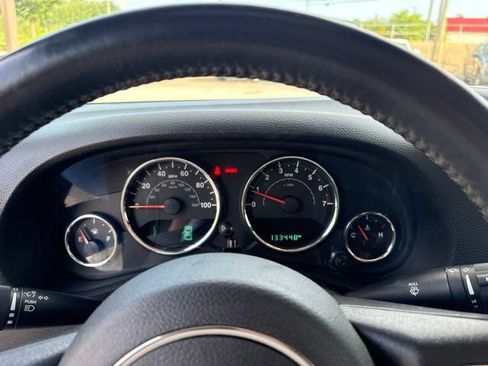 Used 2017 Jeep Wrangler Unlimited Sport w/ Quick Order Package 23S AWD/4WD image 10