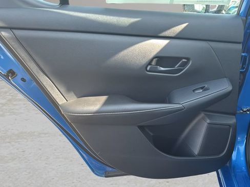 Used 2025 Nissan Sentra SV FWD image 16