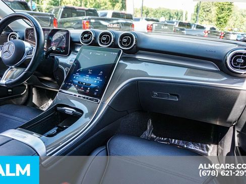 Used 2022 Mercedes-Benz C 300 Sedan image 24