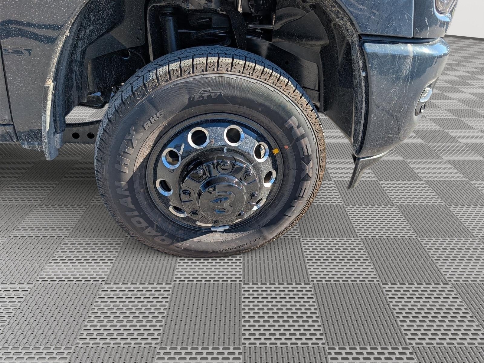 New 2027 RAM 3500 Big Horn AWD/4WD image 5