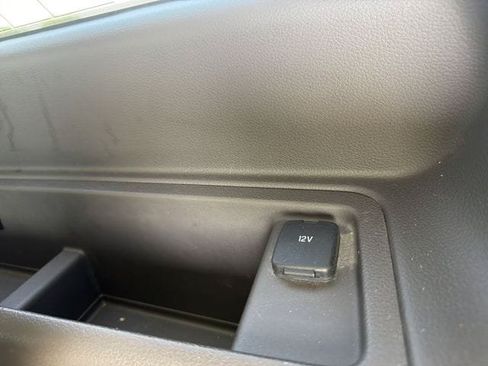 Used 2021 Ford Expedition XLT AWD/4WD image 23