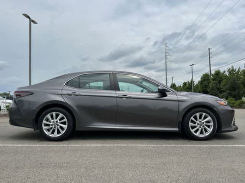 Used 2023 Toyota Camry LE FWD image 3