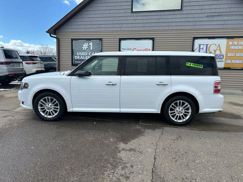 Used 2016 Ford Flex SEL image 8