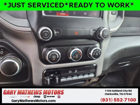 Used 2024 RAM 2500 Tradesman w/ Chrome Appearance Group image 11