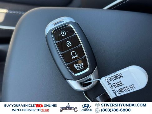 Certified 2025 Hyundai Venue Limited image 31