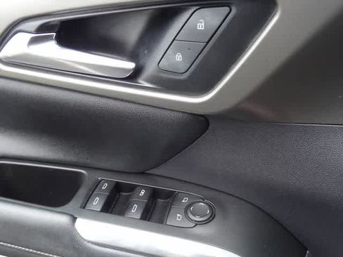 Used 2024 Chevrolet Traverse LT w/ Midnight/Sport Edition FWD image 13