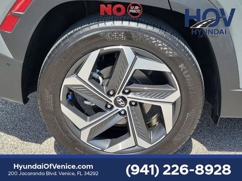 Certified 2024 Hyundai Tucson Limited FWD image 13