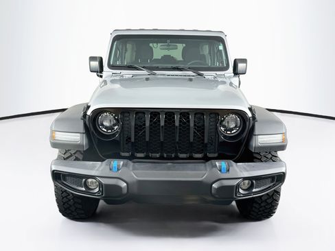 Used 2023 Jeep Wrangler Unlimited AWD/4WD image 2