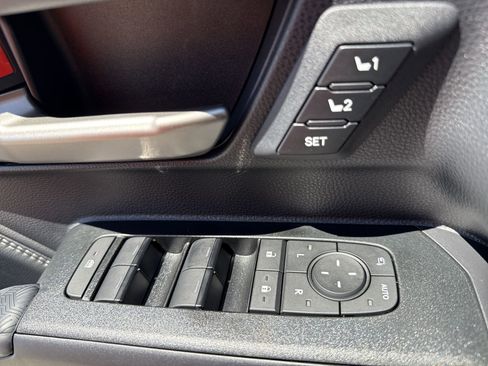 Certified 2026 Toyota 4Runner Limited AWD/4WD image 15