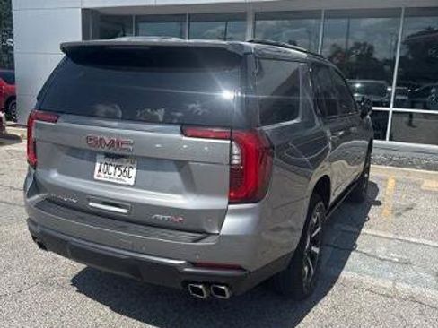 Used 2026 GMC Yukon AT4 w/ AT4 Premium Package AWD/4WD image 3