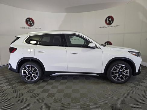 New 2026 BMW X1 xDrive28i w/ Technology Package image 3