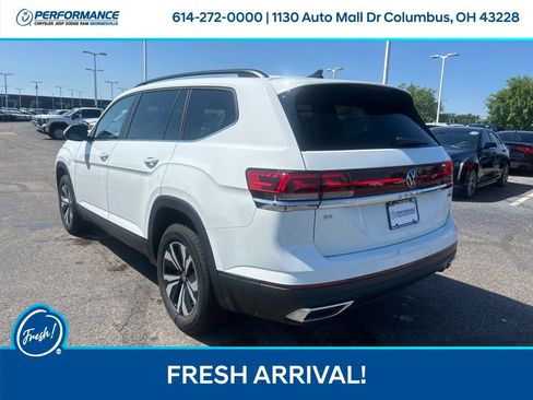 Used 2024 Volkswagen Atlas SE AWD/4WD image 6