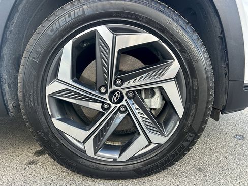 Used 2022 Hyundai Tucson Limited AWD/4WD image 30