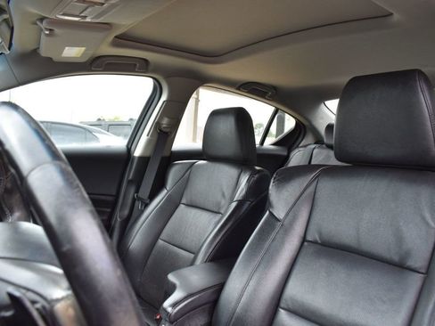 Used 2013 Acura ILX w/ Technology Package FWD image 14