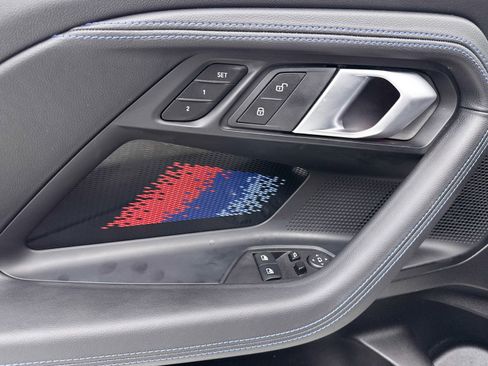 Used 2025 BMW M2 image 27