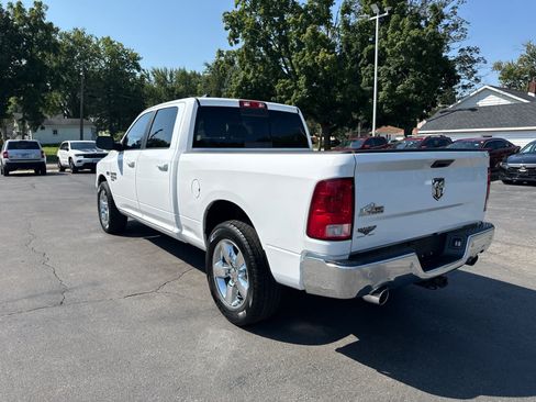 Used 2019 RAM 1500 Big Horn RWD image 4