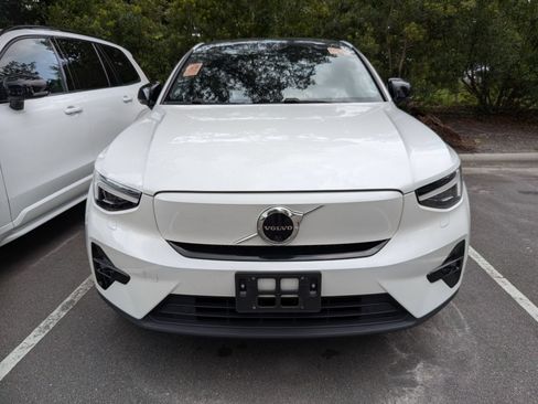 Used 2023 Volvo C40 P8 Recharge Ultimate AWD/4WD image 7