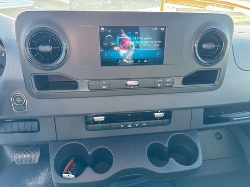Used 2024 Mercedes-Benz Sprinter 3500 image 24