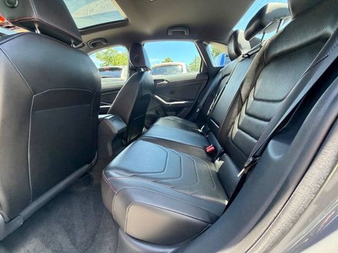 Used 2019 Volkswagen Jetta GLI Autobahn FWD image 18