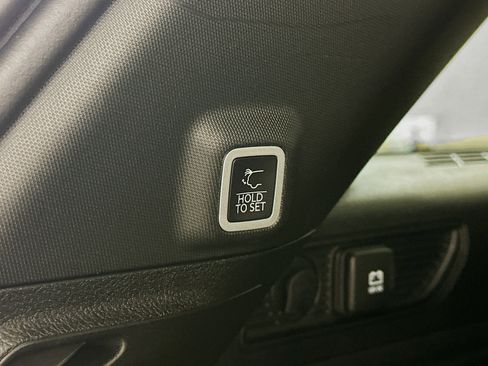 Used 2024 Jeep Grand Cherokee Limited 4xe w/ Trailer Tow Package AWD/4WD image 32