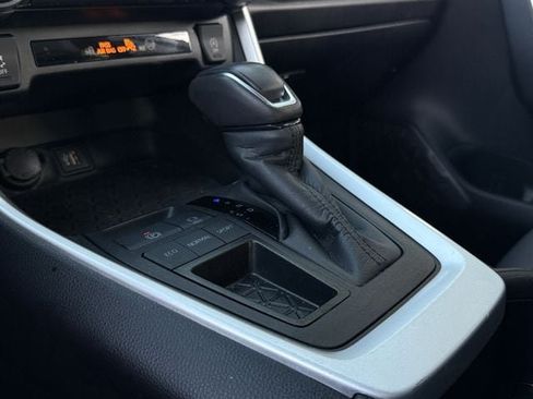 Used 2023 Toyota RAV4 XLE Premium FWD image 18