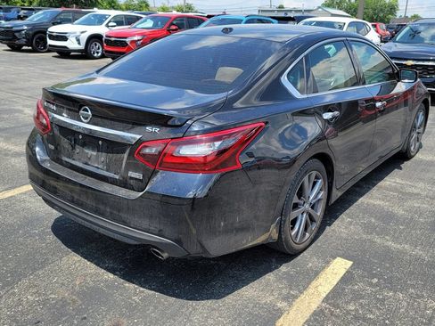 Used 2018 Nissan Altima 2.5 SR w/ SR Special Edition FWD image 6