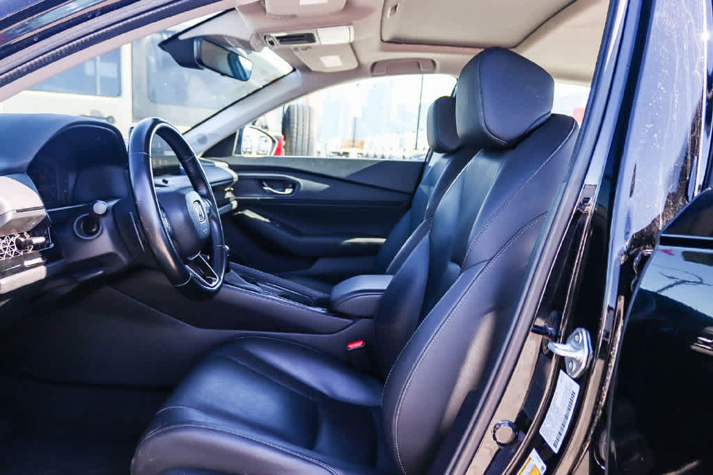 Used 2025 Honda Accord EX-L image 16