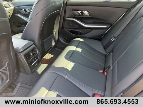 Used 2022 BMW 330i xDrive Sedan w/ M Sport Package AWD/4WD image 14