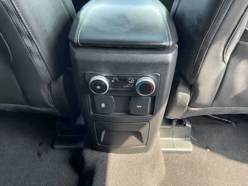 Used 2024 Ford Explorer XLT w/ Equipment Group 202A AWD/4WD image 37
