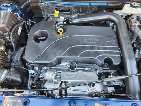 Used 2023 Chevrolet Equinox RS image 33