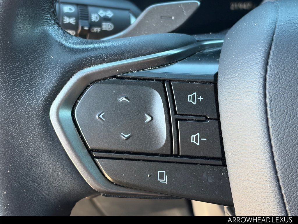 Used 2023 Lexus RX 350 Premium Plus w/ Accessory Package (Z1) FWD image 23