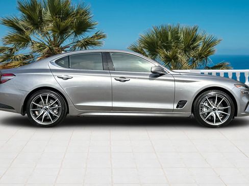 Used 2026 Genesis G70 2.5T Prestige image 4