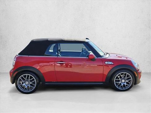 Used 2011 MINI Cooper S FWD image 4