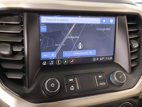 Used 2022 GMC Acadia Denali w/ Trailering Package FWD image 7