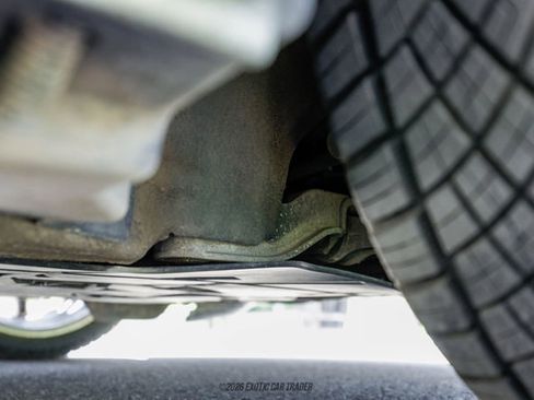 Used 2001 Porsche 911 Carrera 4 AWD/4WD image 99