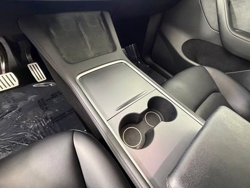 Used 2023 Tesla Model Y Performance AWD/4WD image 26