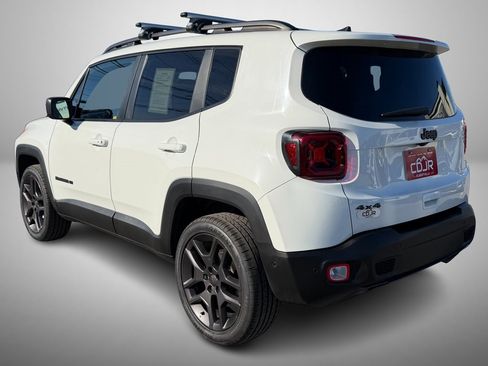 Used 2021 Jeep Renegade Latitude w/ Sun & Sound Group image 3