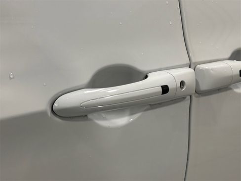 New 2026 Chrysler Pacifica Limited w/ S Appearance Package image 13