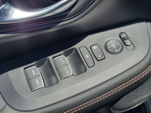 Certified 2027 Honda HR-V Sport image 22