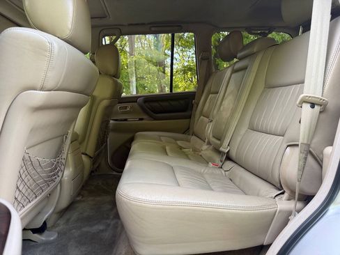 Used 2001 Toyota Land Cruiser AWD/4WD image 62