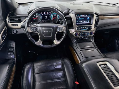 Used 2018 GMC Yukon Denali RWD image 17
