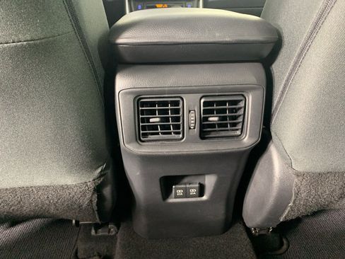 Used 2021 Toyota RAV4 XLE w/ Convenience Package image 33