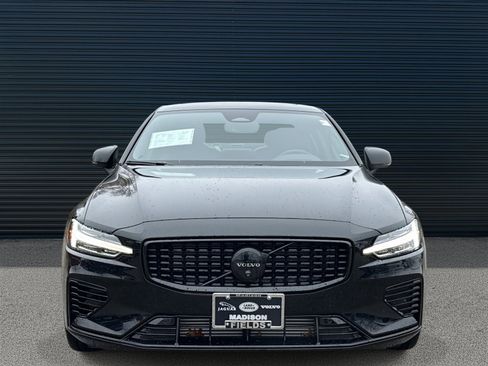 Certified 2024 Volvo S60 T8 Ultimate image 2