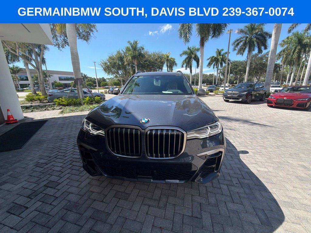 Used 2020 BMW X7 M50i AWD/4WD image 18