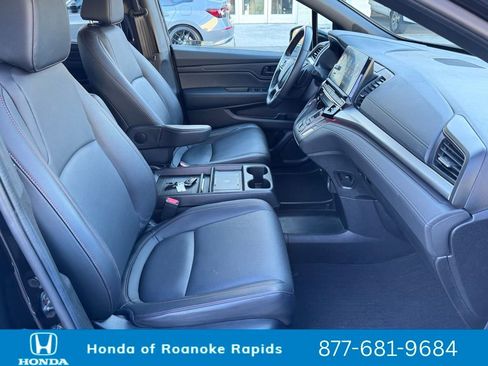 Used 2025 Honda Odyssey Sport-L image 14